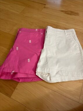 Crown & Ivy set of 2 includes both Pineapple Embroidered & White Women’s Shorts